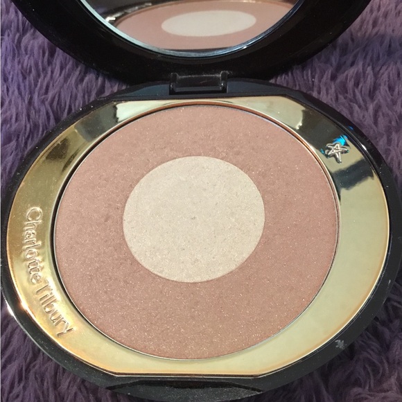 NWT Charlotte Tilbury’s Iconic Cheek To Chic Swish & Glow Blush - Pillow Talk - Picture 9 of 11